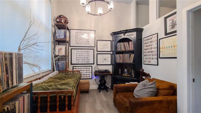 2001 Biscayne Blvd 2117, Miami, FL 33137