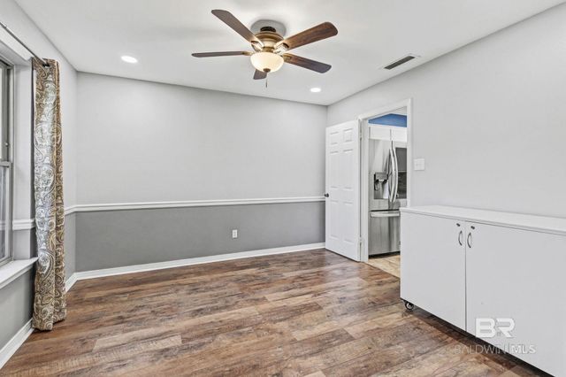 6017 Laurel Wood Court, Mobile, AL 36609