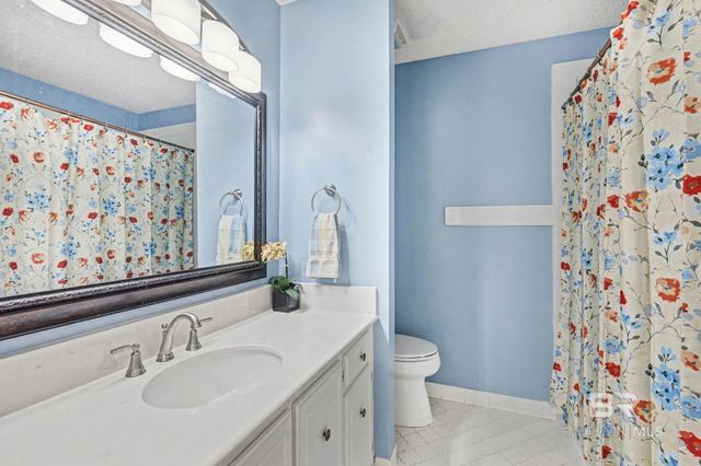 6017 Laurel Wood Court, Mobile, AL 36609