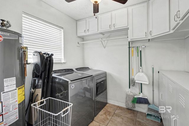 6017 Laurel Wood Court, Mobile, AL 36609