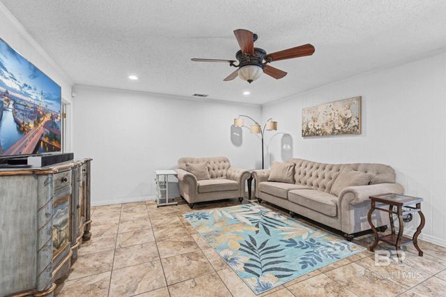 6017 Laurel Wood Court, Mobile, AL 36609