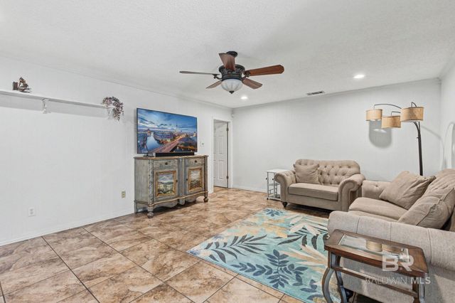 6017 Laurel Wood Court, Mobile, AL 36609