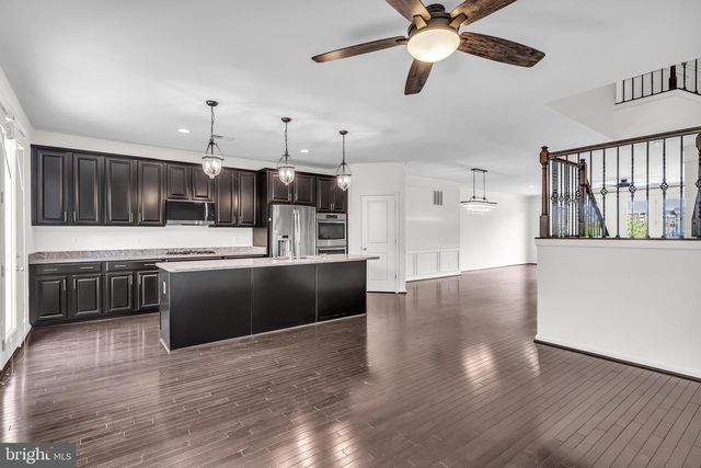 42279 FOX TRACKS TER, Brambleton, VA 20148