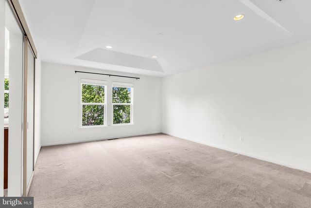 42279 FOX TRACKS TER, Brambleton, VA 20148