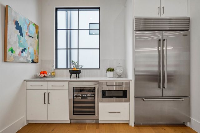 9716 Kerrisdale Lane, Dallas, TX 75230