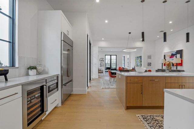 9716 Kerrisdale Lane, Dallas, TX 75230