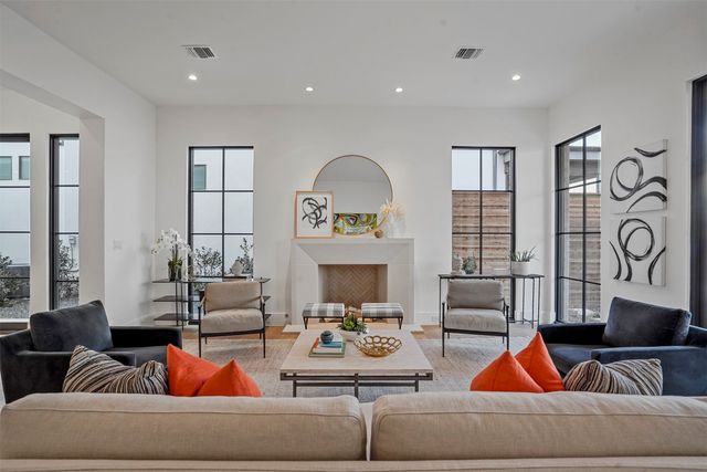 9716 Kerrisdale Lane, Dallas, TX 75230