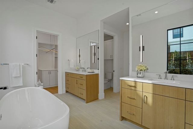 9716 Kerrisdale Lane, Dallas, TX 75230