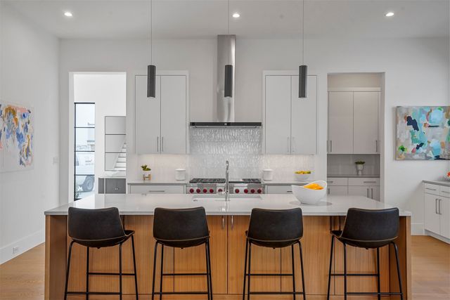 9716 Kerrisdale Lane, Dallas, TX 75230