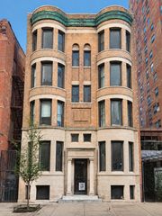 10 W CHESTNUT Street 4, Chicago, IL 60610