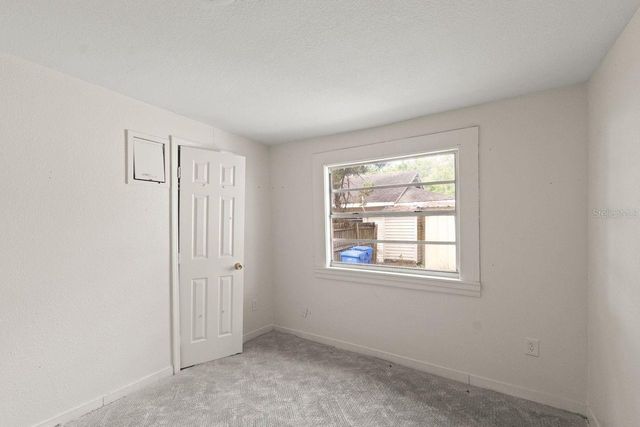 6808 NEW YORK DRIVE, Tampa, FL 33619