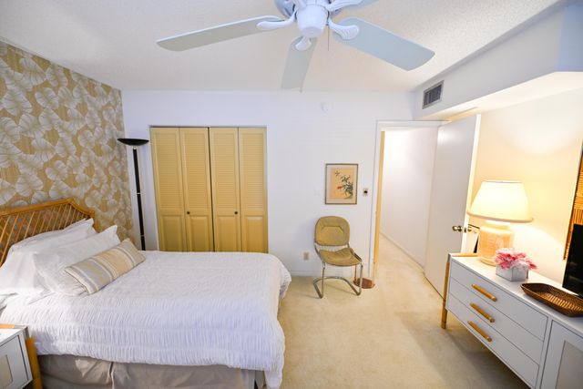 2901 Victoria Circle J1, Coconut Creek, FL 33066