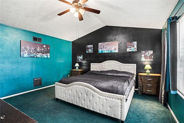 7153 Chestnut Lane, Riverdale, GA 30274