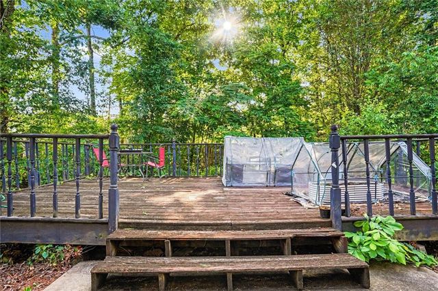 7153 Chestnut Lane, Riverdale, GA 30274