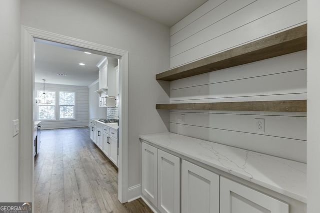 1241 Riverhill Drive, Bishop, GA 30621