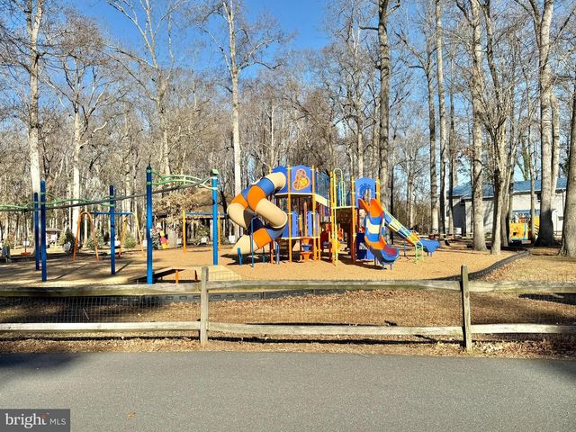 29 BURR HILL DR, Berlin, MD 21811