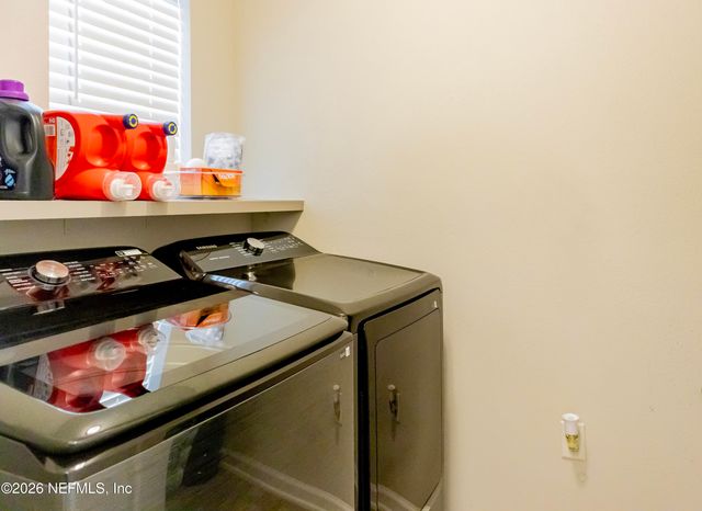 7112 EMSLEY Circle, Jacksonville, FL 32258