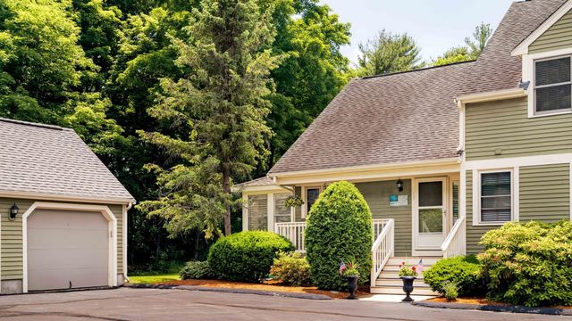 13 Fieldstone St 13, Upton, MA 01568