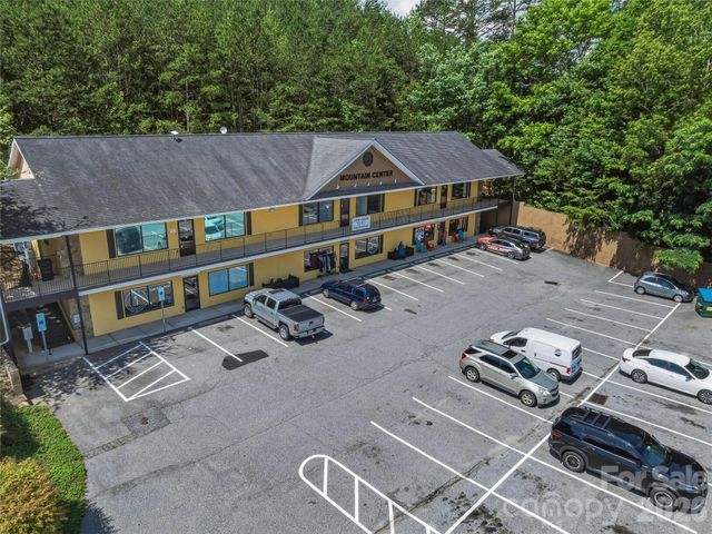 9 Fallen Spruce Drive, Asheville, NC 28806