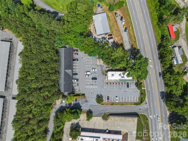 9 Fallen Spruce Drive, Asheville, NC 28806