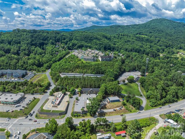 9 Fallen Spruce Drive, Asheville, NC 28806