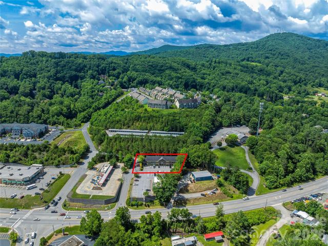 9 Fallen Spruce Drive, Asheville, NC 28806