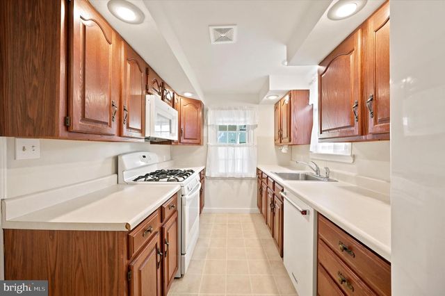 901 E MERMAID, Glenside, PA 19038
