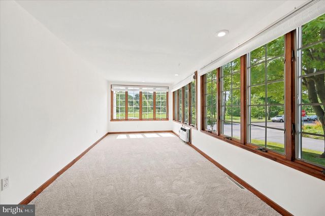 901 E MERMAID, Glenside, PA 19038