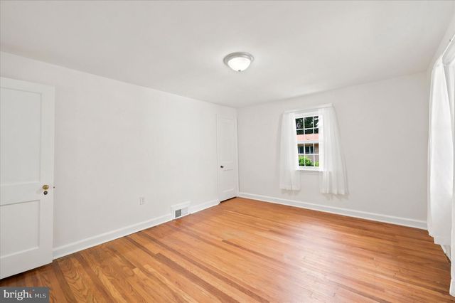 901 E MERMAID, Glenside, PA 19038