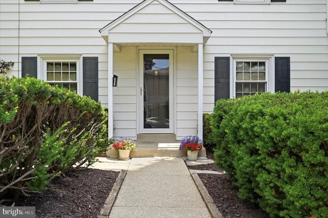 901 E MERMAID, Glenside, PA 19038