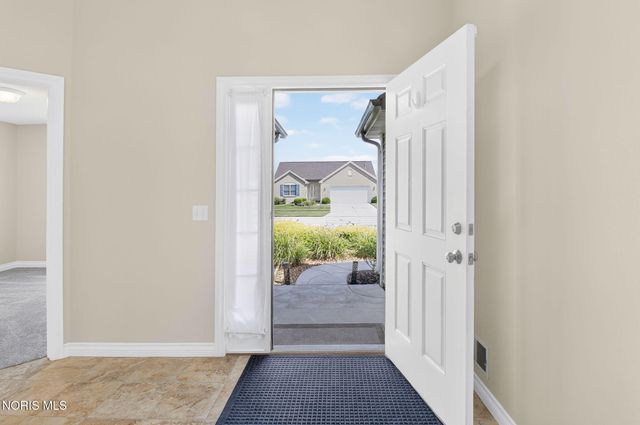 10919 S Lakes Drive, Perrysburg, OH 43551