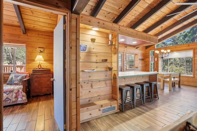 24800 Marion Ridge Drive, Idyllwild, CA 92549