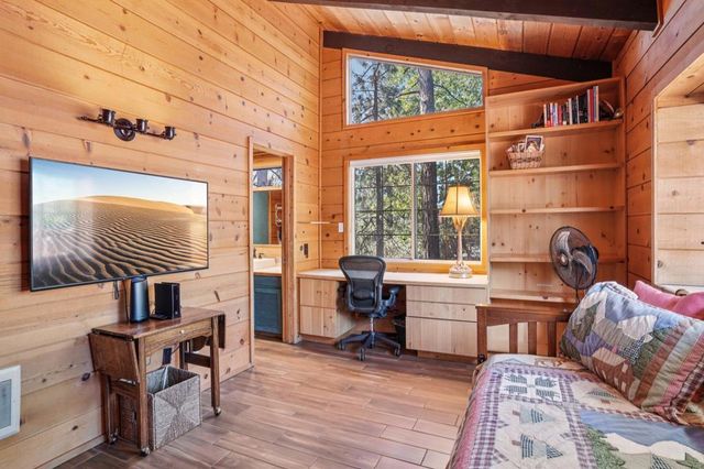 24800 Marion Ridge Drive, Idyllwild, CA 92549