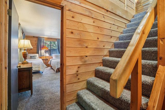 24800 Marion Ridge Drive, Idyllwild, CA 92549