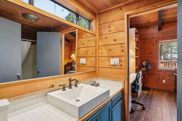 24800 Marion Ridge Drive, Idyllwild, CA 92549