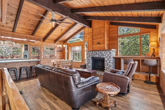 24800 Marion Ridge Drive, Idyllwild, CA 92549