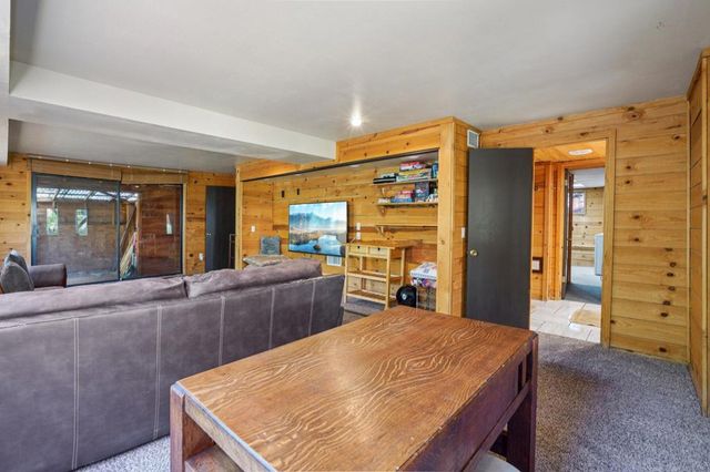 24800 Marion Ridge Drive, Idyllwild, CA 92549