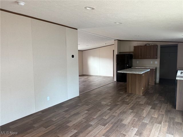 14000 Lincoln Street SE, Minerva, OH 44657