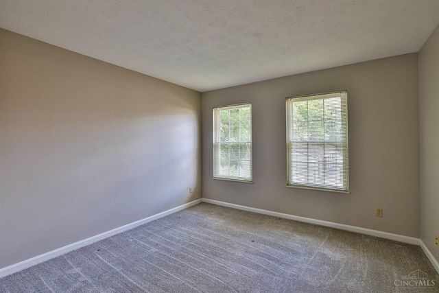 10555 Montgomery Road, Montgomery, OH 45242