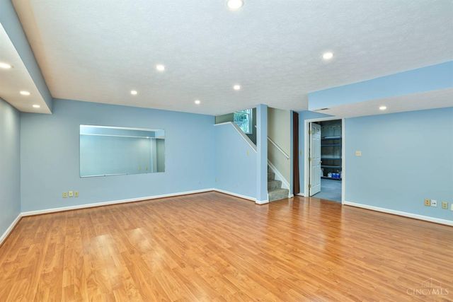 10555 Montgomery Road, Montgomery, OH 45242