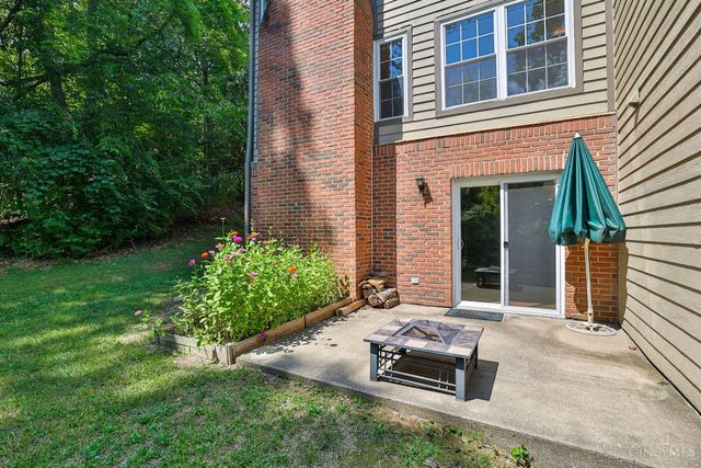 10555 Montgomery Road, Montgomery, OH 45242