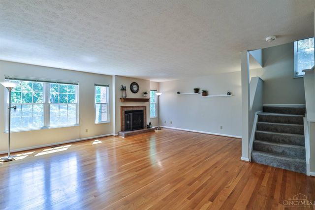 10555 Montgomery Road, Montgomery, OH 45242