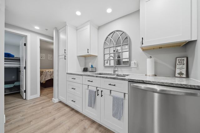 277 Weirs Blvd Unit 18, Laconia, NH 03246