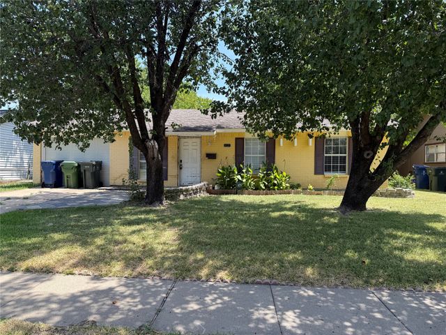 4024 Charter Drive, Garland, TX 75043