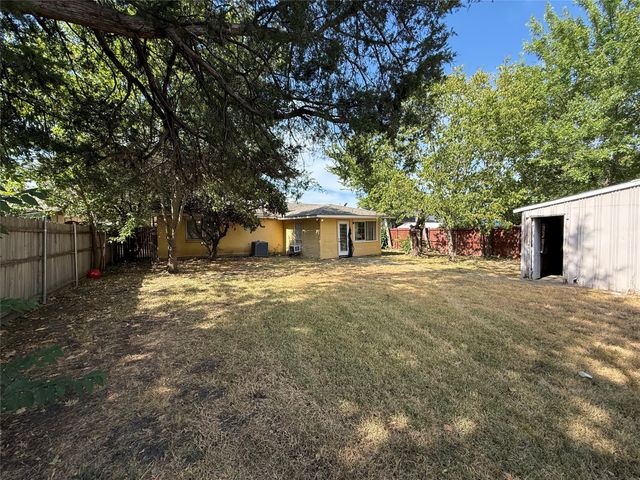 4024 Charter Drive, Garland, TX 75043