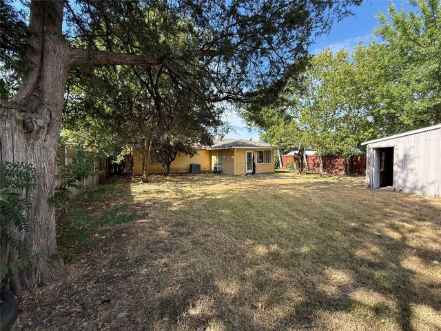 4024 Charter Drive, Garland, TX 75043