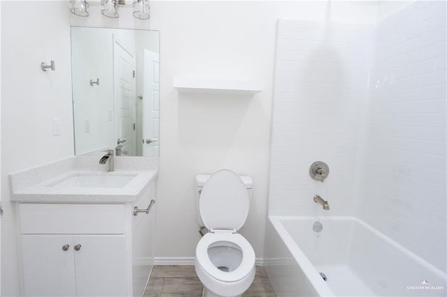 2001 S Valley Circle, La Feria, TX 78559