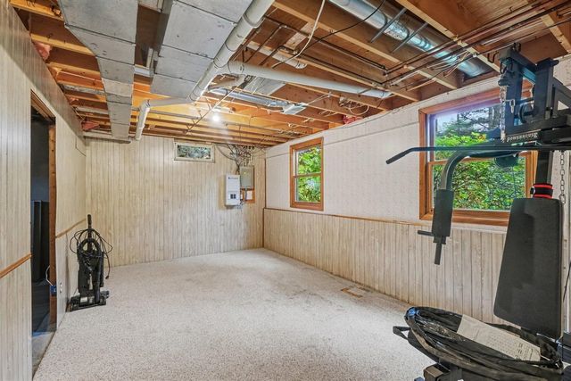 13050 Lincoln Lake Avenue, Gowen, MI 49326