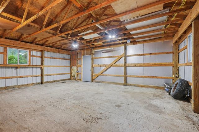 13050 Lincoln Lake Avenue, Gowen, MI 49326