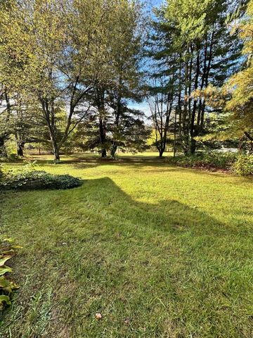 13050 Lincoln Lake Avenue, Gowen, MI 49326